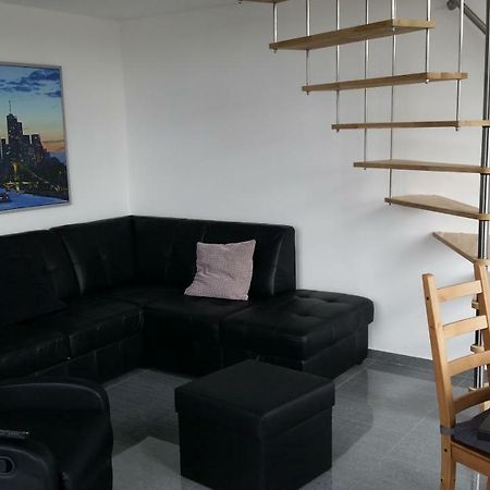 Apartment Near Frankfurt, Fantastic View! 乌辛根 外观 照片